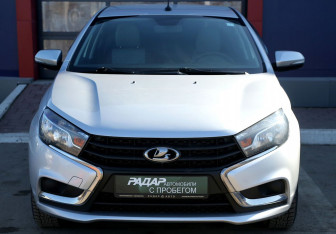 Подержанный автомобиль LADA (ВАЗ) Vesta Sedan 2017 года (2 фото)