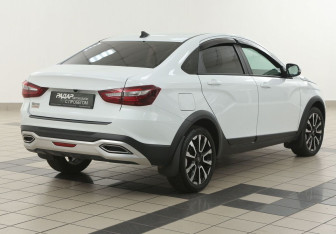 Подержанный автомобиль LADA (ВАЗ) Vesta Sedan 2023 года (4 фото)
