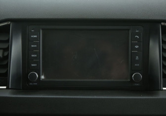 Подержанный автомобиль УАЗ Patriot 2021 года (13 фото)