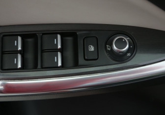 Подержанный автомобиль Mazda CX-5 2015 года (18 фото)