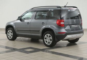Подержанный автомобиль Skoda Yeti 2017 года (2 фото)