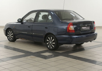 Подержанный автомобиль Hyundai Accent Sedan 2008 года (2 фото)