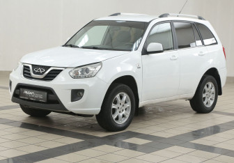 Подержанный автомобиль Chery Tiggo (T11) 2014 года (8 фото)