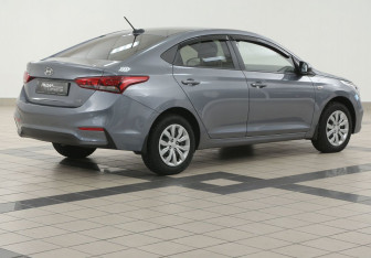 Подержанный автомобиль Hyundai Solaris Sedan 2017 года (4 фото)