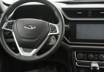 Подержанный автомобиль Chery Tiggo 3 2018 года (14 фото)