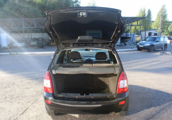 Подержанный автомобиль LADA (ВАЗ) Kalina Wagon 2010 года (16 фото)