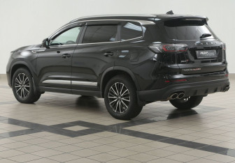 Подержанный автомобиль Chery Tiggo 8 Pro Max 2023 года (2 фото)