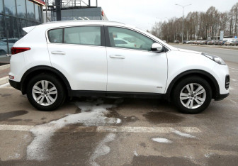 Подержанный автомобиль Kia Sportage 2016 года (7 фото)