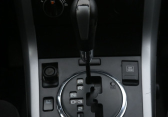 Подержанный автомобиль Suzuki Grand Vitara 2006 года (13 фото)