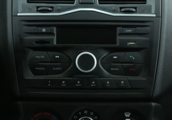 Подержанный автомобиль LADA (ВАЗ) Granta Wagon 2023 года (13 фото)