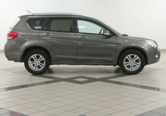 Подержанный автомобиль Great Wall Hover H6 2014 года (5 фото)