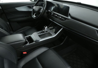 Подержанный автомобиль Chery Tiggo 4 Pro 2022 года (9 фото)