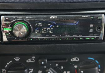 Подержанный автомобиль Peugeot 1007 2006 года (15 фото)