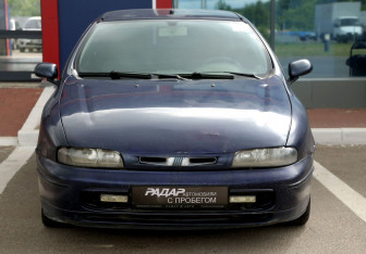 Подержанный автомобиль Fiat Brava 2001 года (2 фото)
