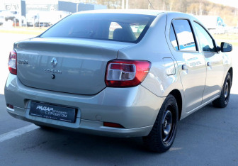 Подержанный автомобиль Renault Logan Sedan 2019 года (6 фото)