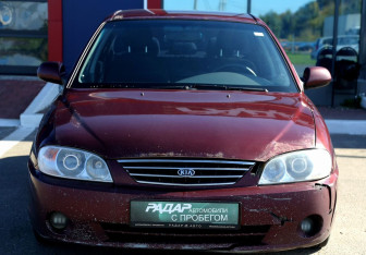 Подержанный автомобиль Kia Spectra Sedan 2007 года (2 фото)