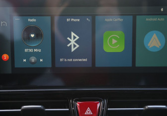 Подержанный автомобиль Москвич 3 2023 года (15 фото)