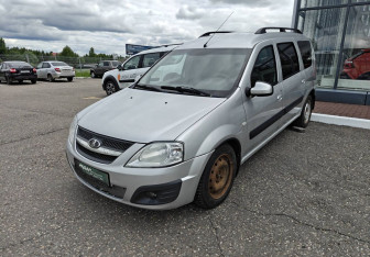 Подержанный автомобиль LADA (ВАЗ) Largus Wagon 2014 года (3 фото)