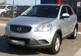Подержанный автомобиль SsangYong Actyon 2011 года (3 фото)