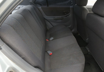 Подержанный автомобиль Hyundai Accent Sedan 2006 года (11 фото)