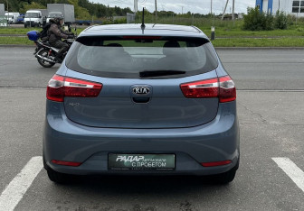 Подержанный автомобиль Kia Rio Hatchback 2014 года (5 фото)