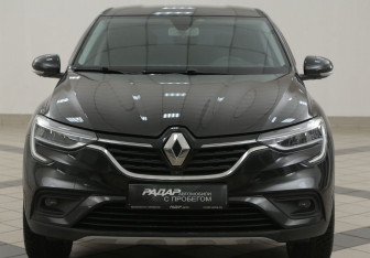 Подержанный автомобиль Renault Arkana 2020 года (6 фото)