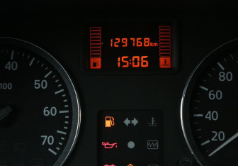 Подержанный автомобиль Nissan Terrano 2014 года (17 фото)