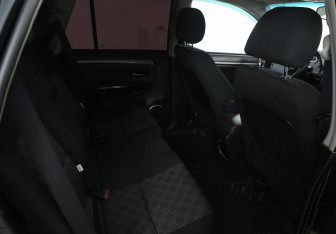 Подержанный автомобиль Great Wall Hover H3 2014 года (11 фото)