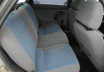 Подержанный автомобиль LADA (ВАЗ) 2112 2006 года (11 фото)