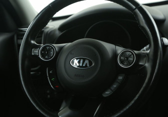 Подержанный автомобиль Kia Soul 2018 года (16 фото)