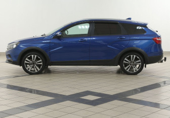 Подержанный автомобиль LADA (ВАЗ) Vesta Wagon 2020 года (7 фото)