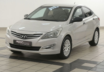 Подержанный автомобиль Hyundai Solaris Sedan 2016 года (8 фото)