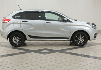 Подержанный автомобиль LADA (ВАЗ) XRAY 2018 года (5 фото)