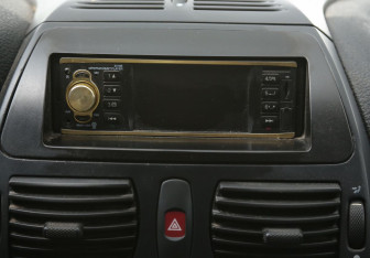 Подержанный автомобиль Fiat Brava 2001 года (13 фото)