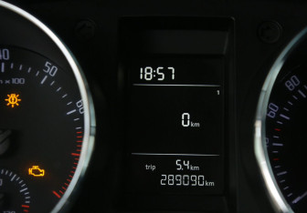 Подержанный автомобиль Skoda Yeti 2010 года (17 фото)