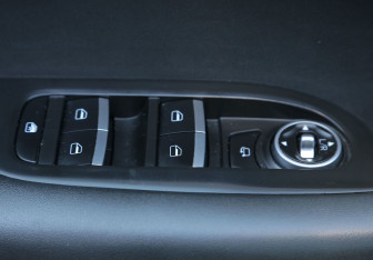 Подержанный автомобиль Chery Tiggo 7 Pro Max 2023 года (17 фото)