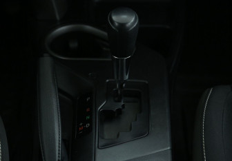 Подержанный автомобиль Toyota RAV4 2018 года (15 фото)