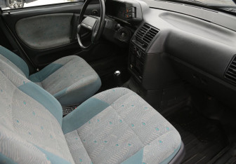Подержанный автомобиль LADA (ВАЗ) 2110 2006 года (9 фото)