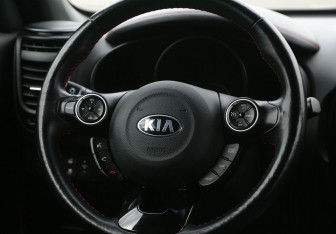 Подержанный автомобиль Kia Soul 2018 года (16 фото)