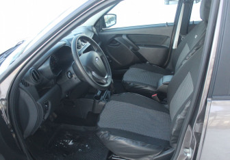 Подержанный автомобиль LADA (ВАЗ) Granta Sedan 2018 года (10 фото)