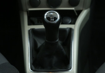 Подержанный автомобиль Opel Astra Sedan 2008 года (15 фото)