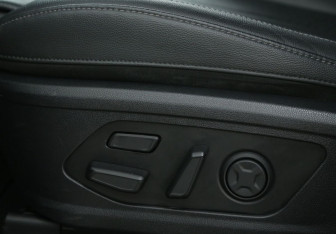 Подержанный автомобиль Kia Sorento 2022 года (12 фото)