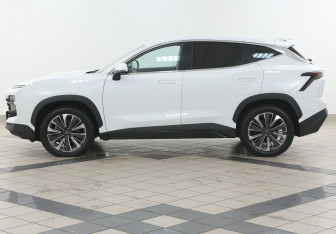 Подержанный автомобиль Jetour Dashing 2023 года (7 фото)
