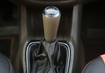 Подержанный автомобиль Chevrolet Cobalt Sedan 2013 года (13 фото)