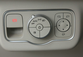 Подержанный автомобиль Exeed RX 2023 года (24 фото)