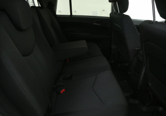 Подержанный автомобиль SsangYong Kyron 2014 года (11 фото)