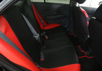 Подержанный автомобиль Nissan Almera Classic 2007 года (11 фото)