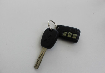 Подержанный автомобиль Peugeot 308 Wagon 2010 года (24 фото)