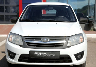 Подержанный автомобиль LADA (ВАЗ) Granta Liftback 2015 года (2 фото)
