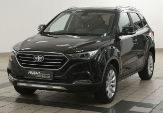 Подержанный автомобиль FAW Besturn X40 2021 года (8 фото)